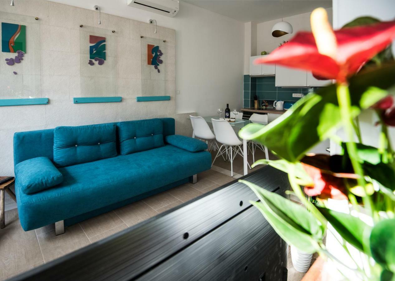 Ibis Your Cosy Oasis With Private Parking And Patio Split Kültér fotó